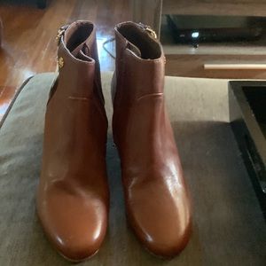 Tory Burch brown leather booties size9